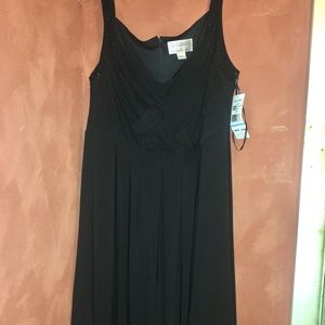 NWT Jessica Howard Black Evening Dress